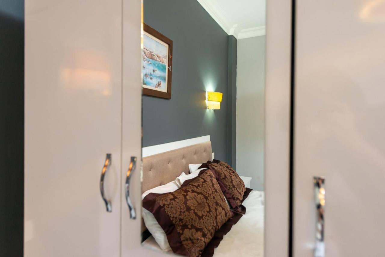 Ays Istanbul House Hotel ภายนอก รูปภาพ